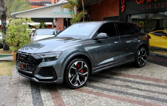 AUDI RS Q8 2021