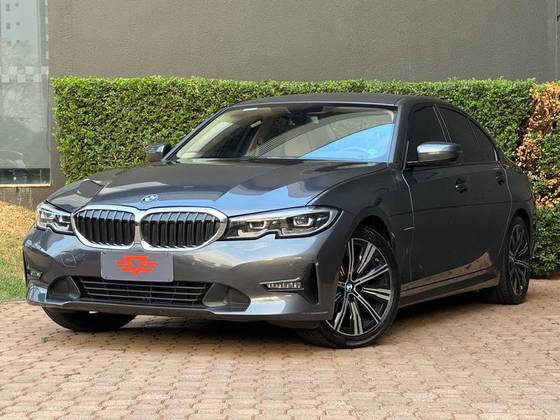 BMW 320i 2021