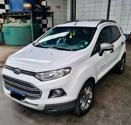 FORD ECOSPORT 2015