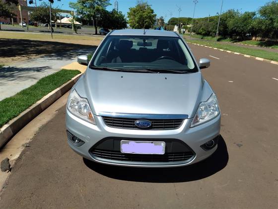 FORD FOCUS 2010