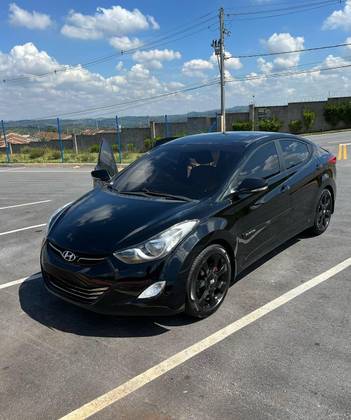 HYUNDAI ELANTRA 2012