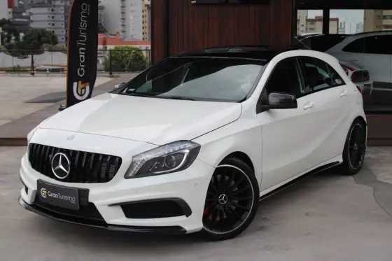 MERCEDES-BENZ A 45 AMG 2015