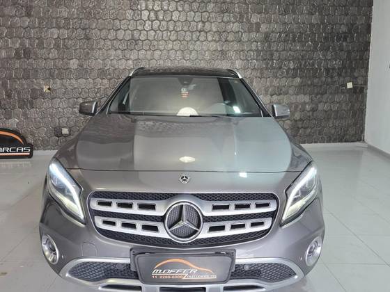 MERCEDES-BENZ GLA 200 2018