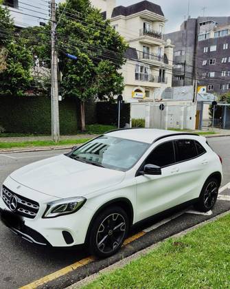 MERCEDES-BENZ GLA 200 2019