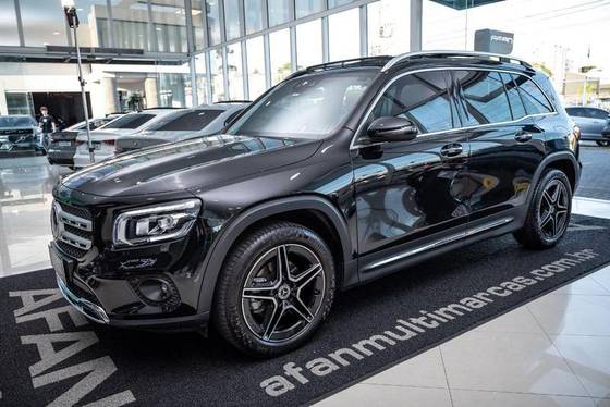 MERCEDES-BENZ GLB 200 2023