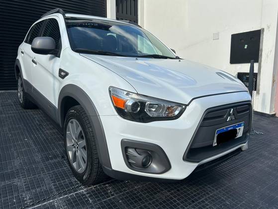 MITSUBISHI ASX 2016