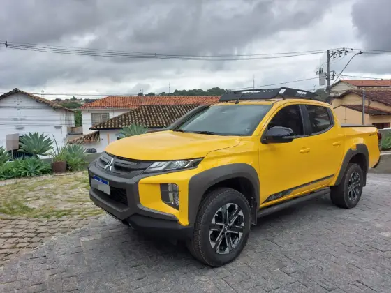 MITSUBISHI L200 TRITON 2024