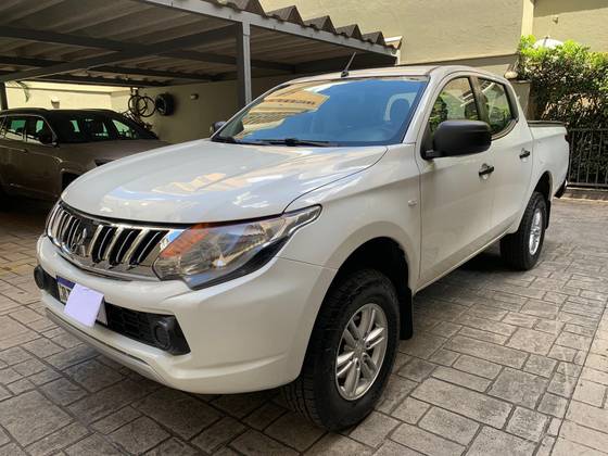MITSUBISHI L200 TRITON 2022