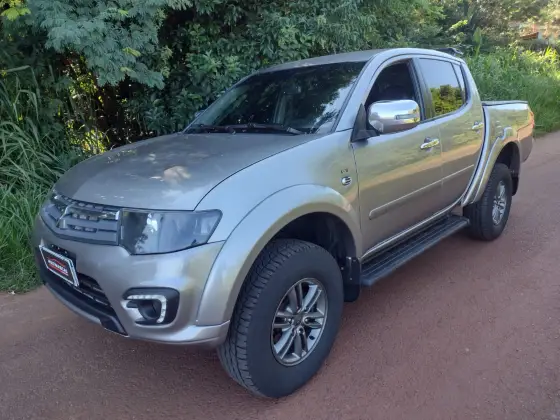 MITSUBISHI L200 TRITON 2015