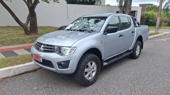 MITSUBISHI L200 TRITON 2017