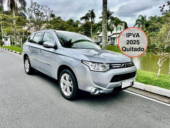 MITSUBISHI OUTLANDER 2015