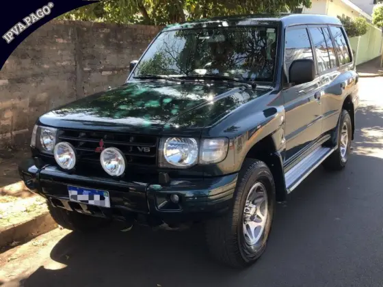 MITSUBISHI PAJERO FULL 1998