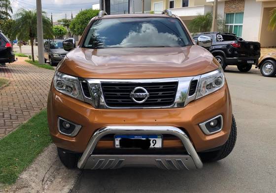 NISSAN FRONTIER 2018
