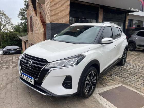 NISSAN KICKS 2022