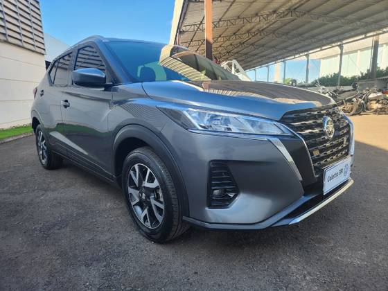 NISSAN KICKS 2022
