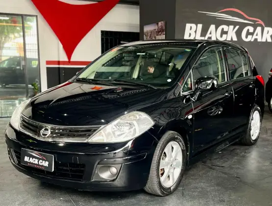 NISSAN TIIDA 2012