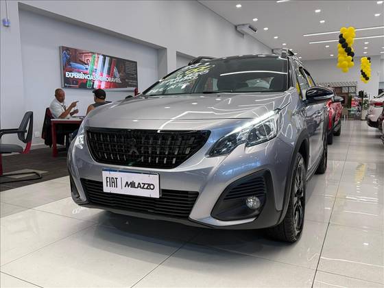 PEUGEOT 2008 2023