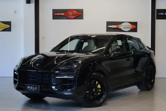 PORSCHE CAYENNE 2025