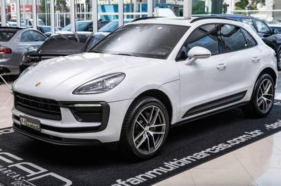 PORSCHE MACAN 2023