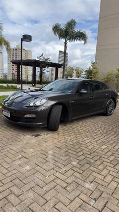 PORSCHE PANAMERA 2012