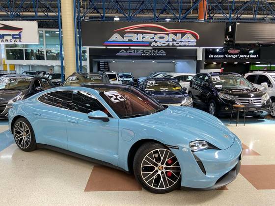 PORSCHE TAYCAN 2022