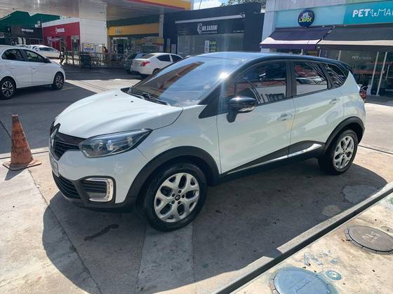 RENAULT CAPTUR 2019