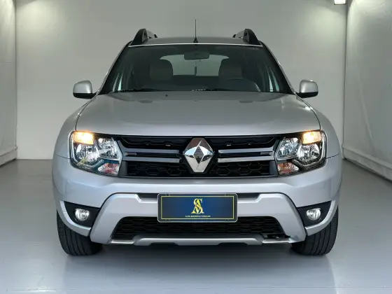 RENAULT DUSTER 2016