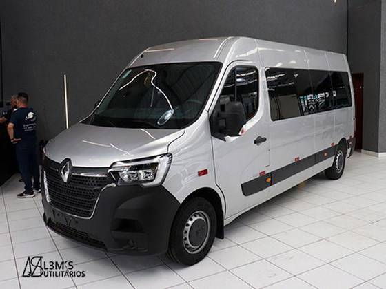 RENAULT MASTER 2025