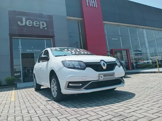 RENAULT SANDERO 2023