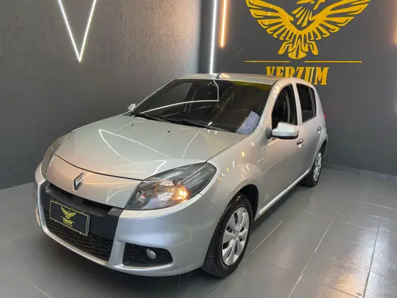 RENAULT SANDERO 2014