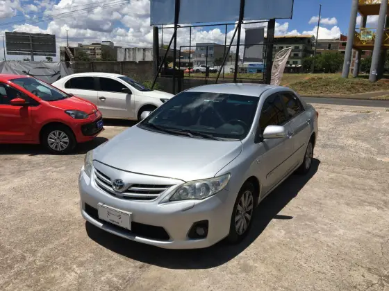 TOYOTA COROLLA 2012