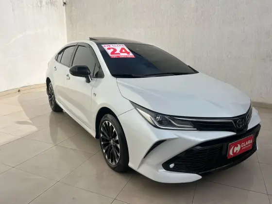 TOYOTA COROLLA 2024