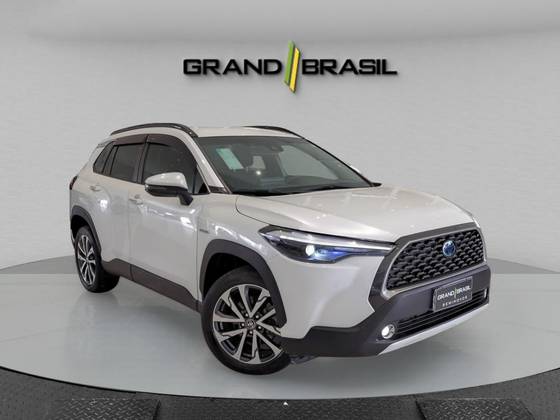 TOYOTA COROLLA CROSS 2024