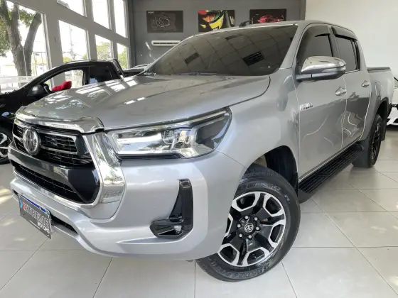 TOYOTA HILUX 2021