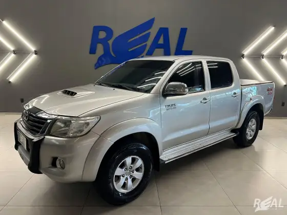 TOYOTA HILUX 2012