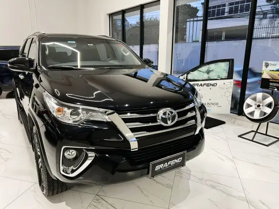 TOYOTA HILUX SW4 2019