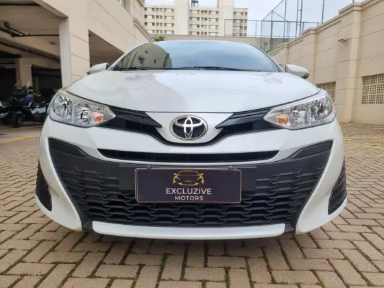 TOYOTA YARIS 2022