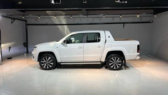 VOLKSWAGEN AMAROK 2023
