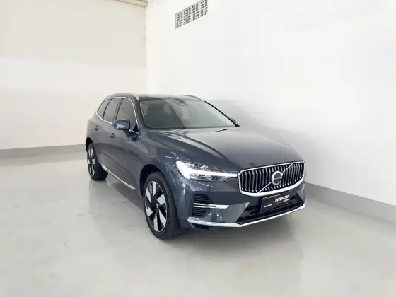 VOLVO XC60 2024