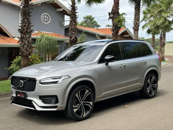 VOLVO XC90 2024