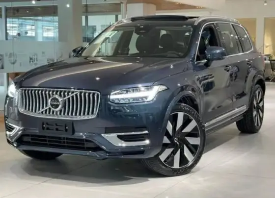 VOLVO XC90 2025