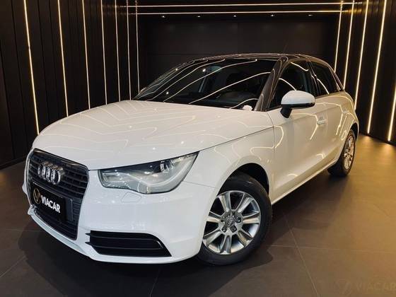 AUDI A1 2015
