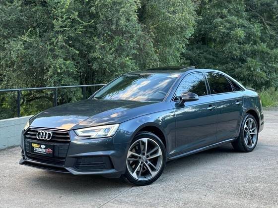 AUDI A4 2018