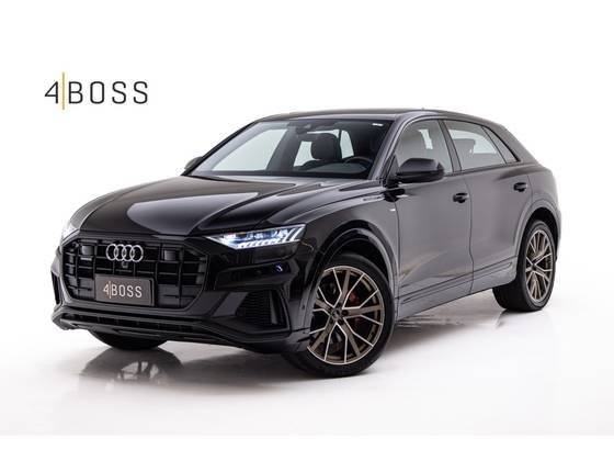 AUDI Q8 2023
