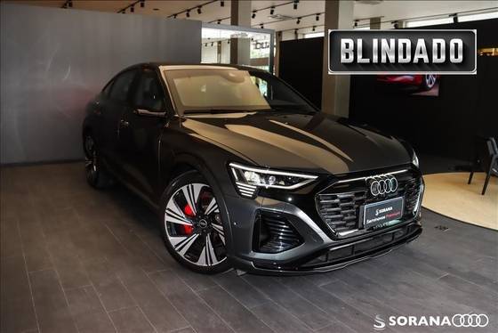 AUDI Q8 E-TRON 2024