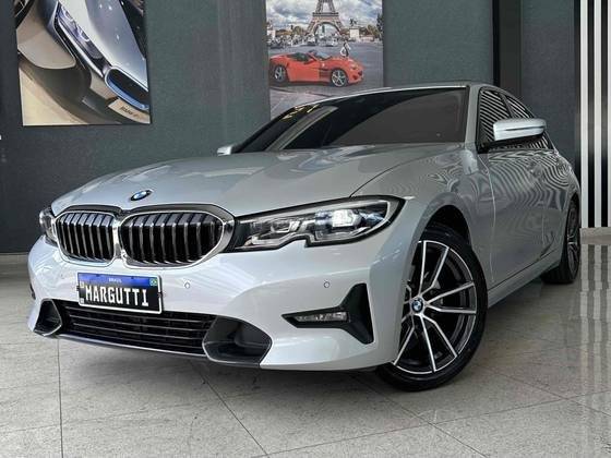 BMW 320i 2021