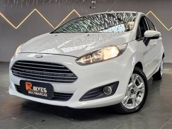 FORD FIESTA 2016