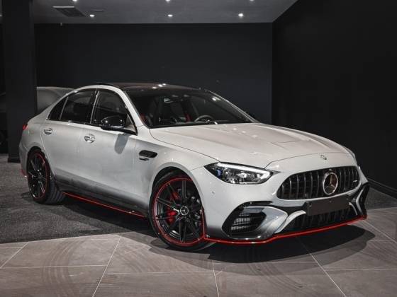MERCEDES-BENZ C 63 AMG 2024