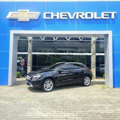 MERCEDES-BENZ GLA 200 2016