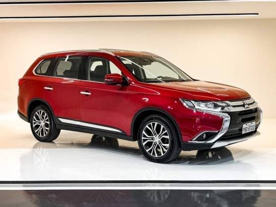 MITSUBISHI OUTLANDER 2018